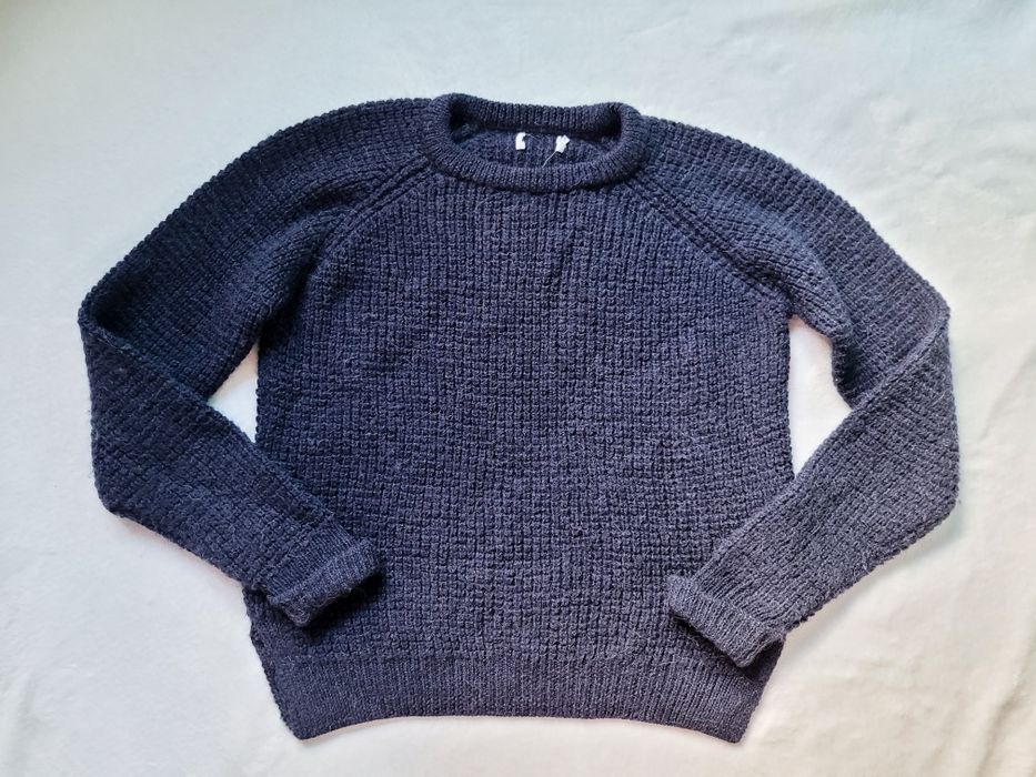 Granatowy sweter z alpaka wełniany puszysty miękki
