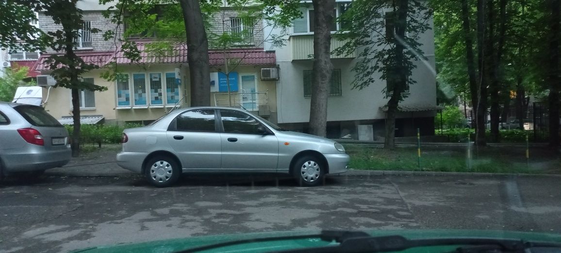 В продаже Daewoo lanos 1.5 ГБО4. Поляк