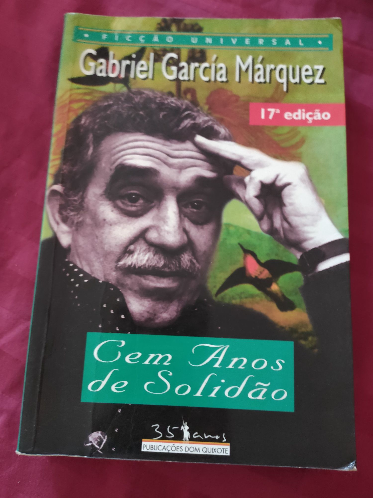 Livro " Cem Anos de Solidão"