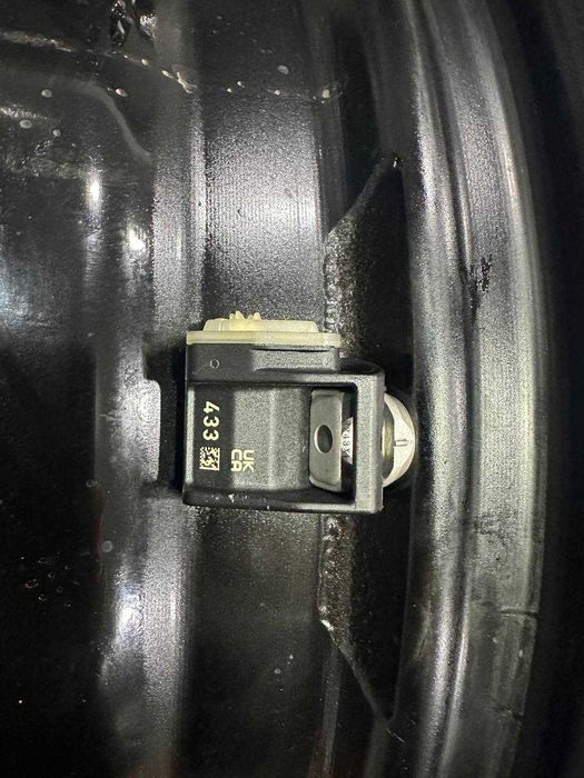 ДИСКИ БУ оригінальні МЕРСЕДЕС R18 5X112 SKODA, AUDI A2134013700