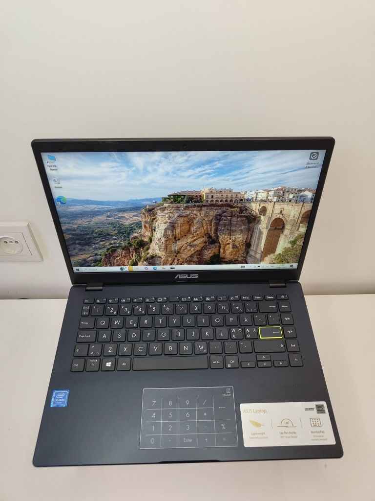Компактний ноутбук 14 asus e410ma /celeron n4020/4 ГБ/SSD 64 ГБ