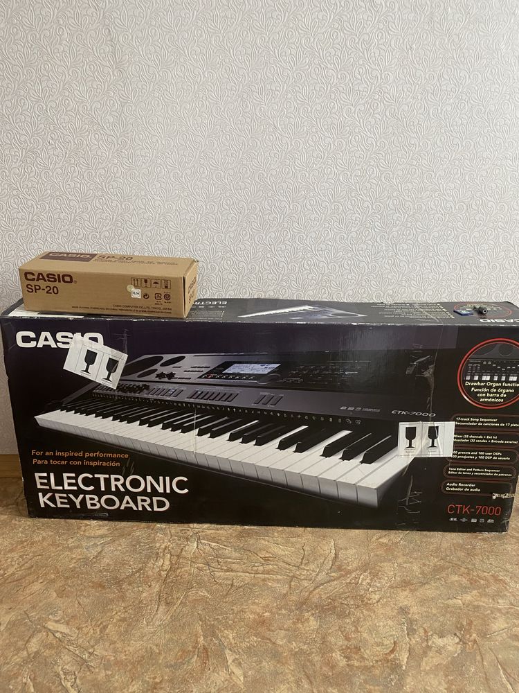 Синтезатор CASIO CTK-7000 (педаль та стойка у подарунок)