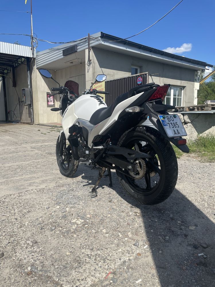 Продам Lifan kp 200