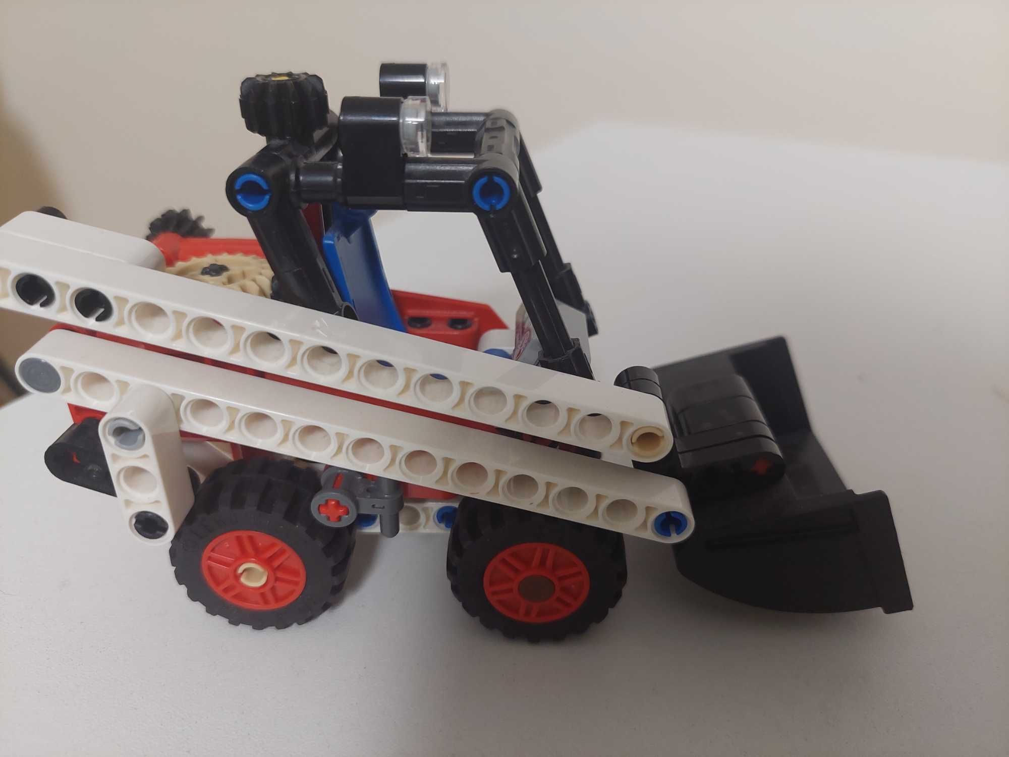 LEGO Technic 42116 Mini ładowarka koparka 2w1