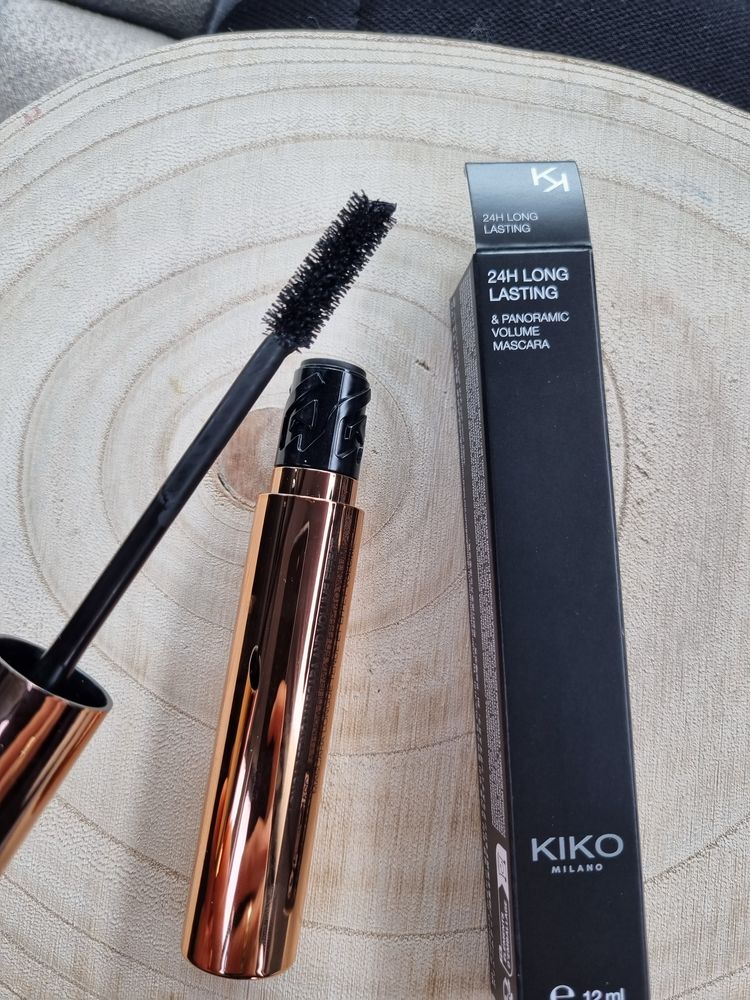 Туш Kiko 24 h longeyes luxurious lashes standout volume attraction