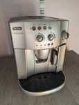 Ekspres DeLonghi Magnifica ESAM 4200.S