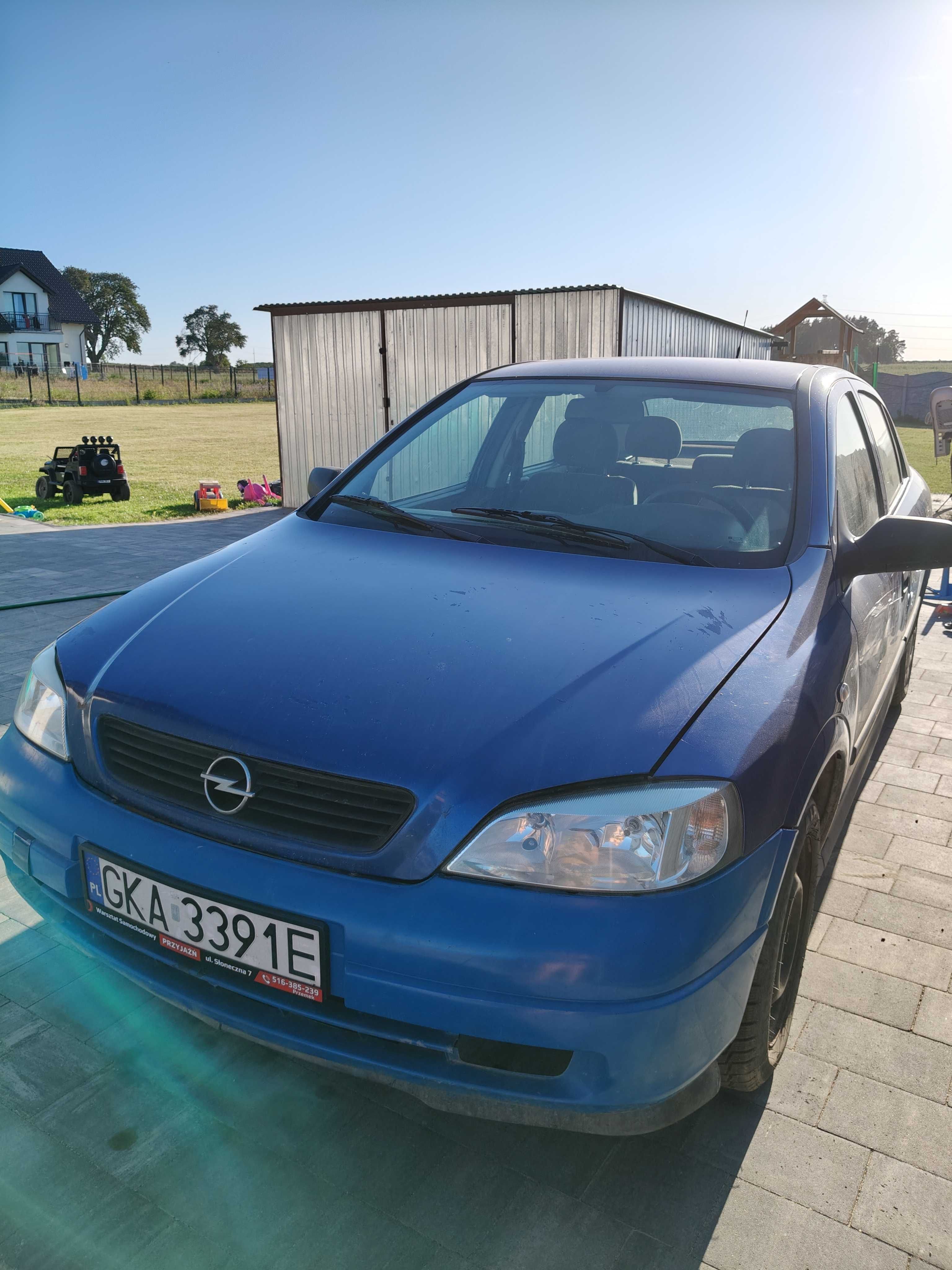 Opel Astra 1,4  2004r