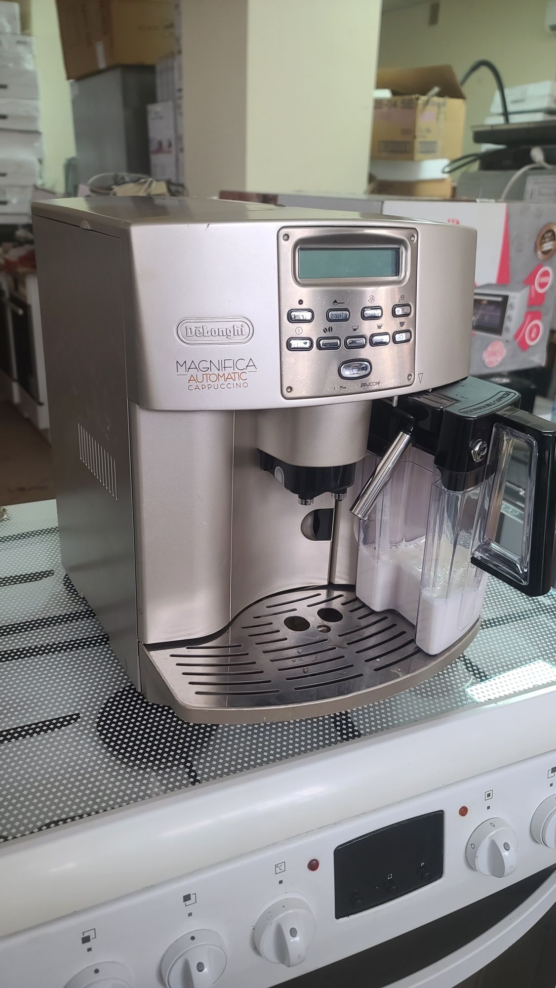 Кофемашина DeLonghi ESAM 3500 S Magnifica Automatic Cappuccino