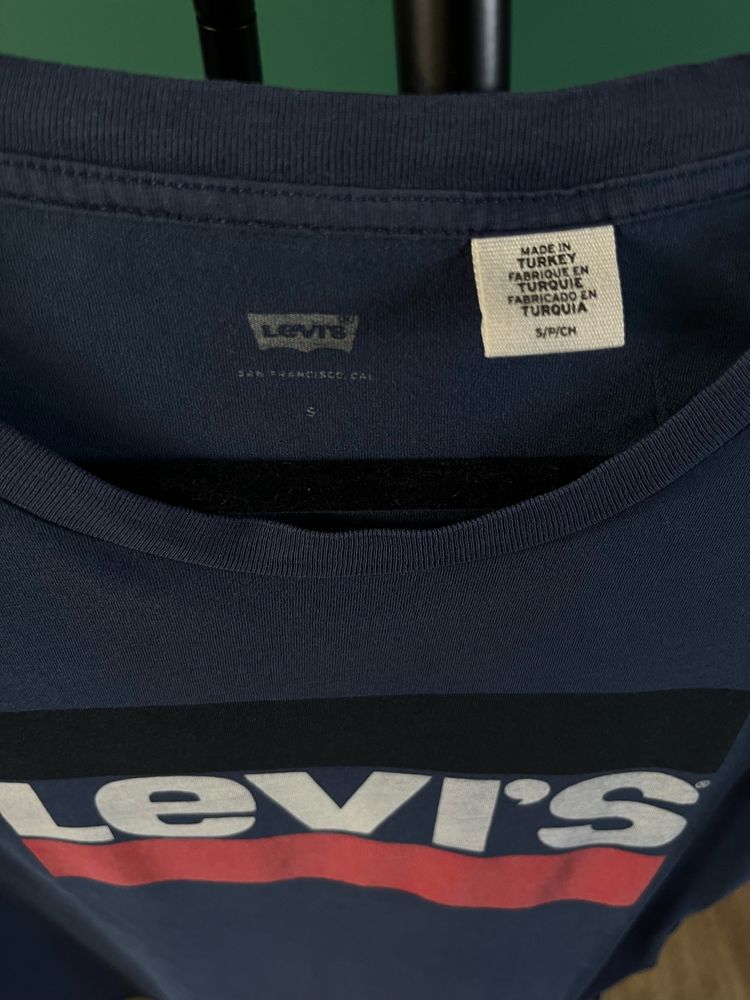 Bluzka t-shirt Levis granat bawełna cotton