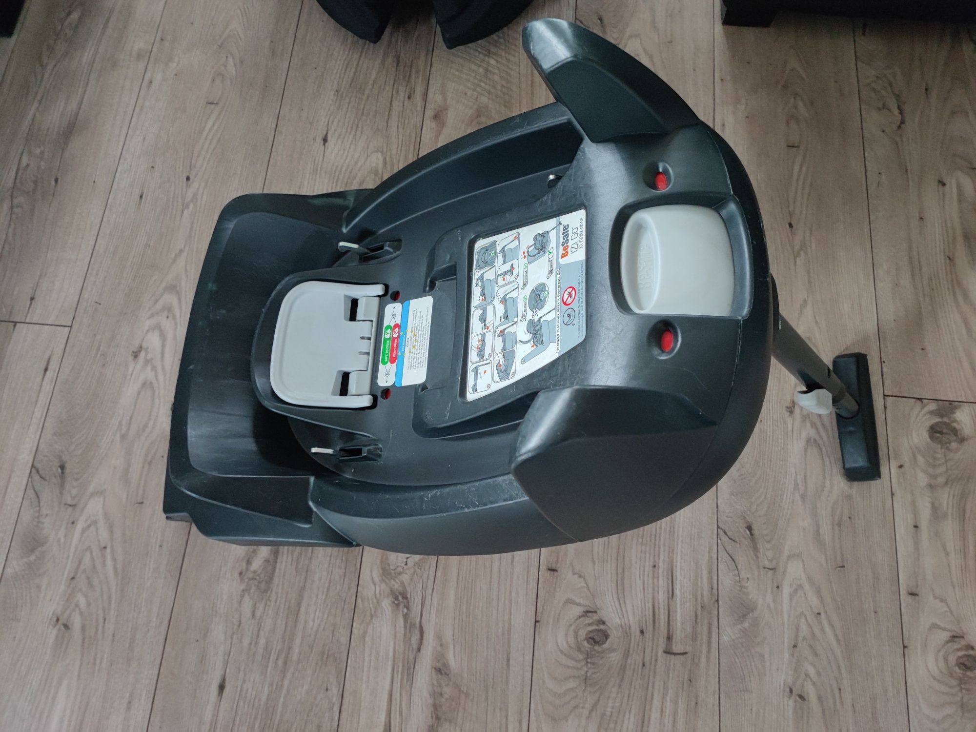 Stokke Xplory V6 wersja limitowana Czarny