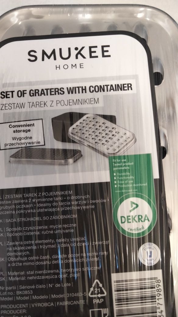 Zestaw tarek w pojemniku