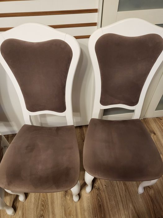 Sprzedam krzesła 4 szt stan bardzo dobry