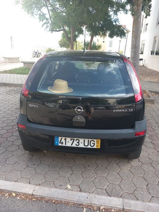 Exelente Opel Corsa 2002
