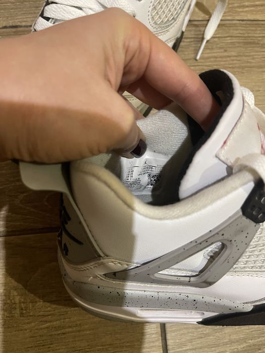 Кроссовки Nike air jordan 4 retro