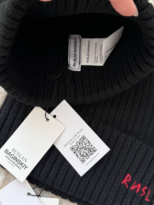 Шапка чорна рожева RB Ruslan Baginskiy  Руслан Багинский Багінський