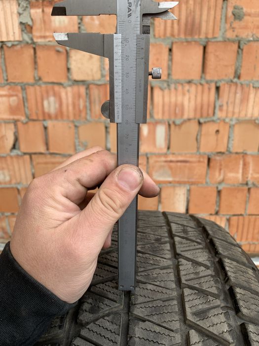 Шини зимові Bridgestone Blizzak DM V3 265 55 R20