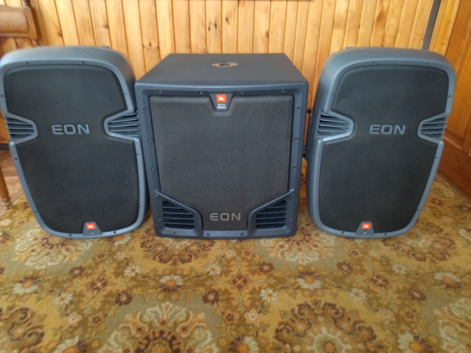 Комплект професійного звуку JBL Eon