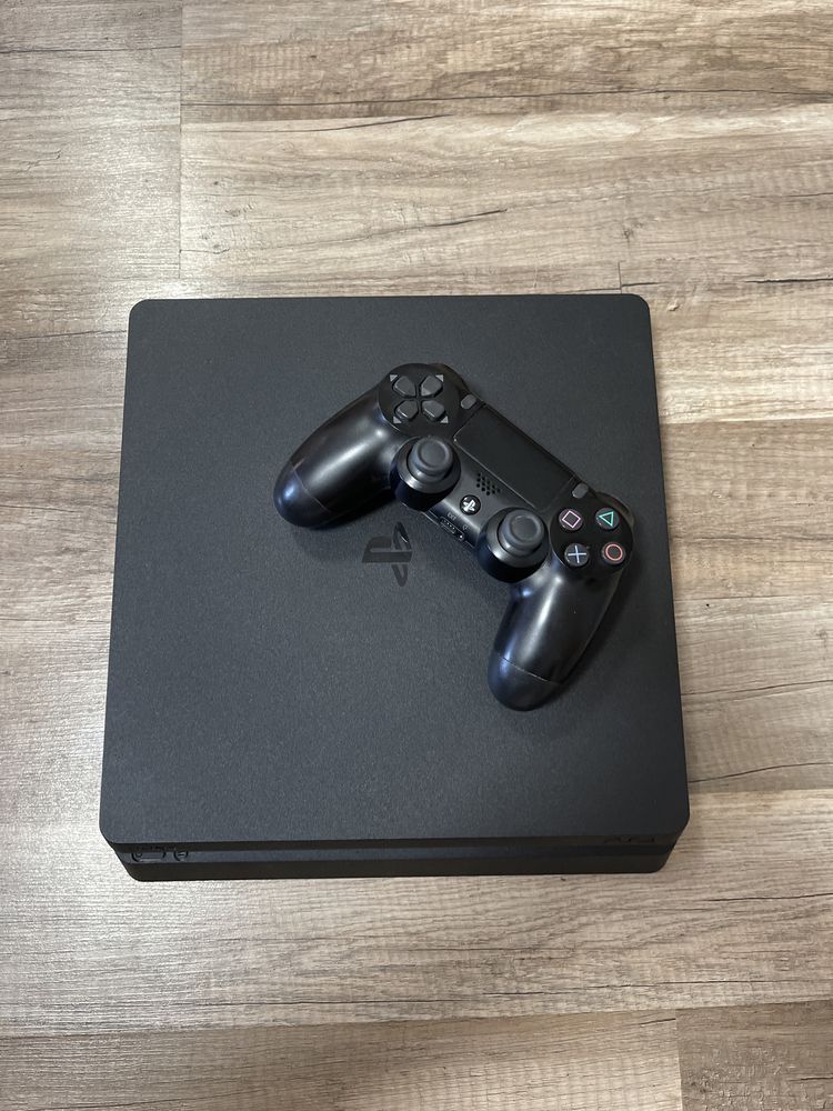 Консоль Playstation 4 slim