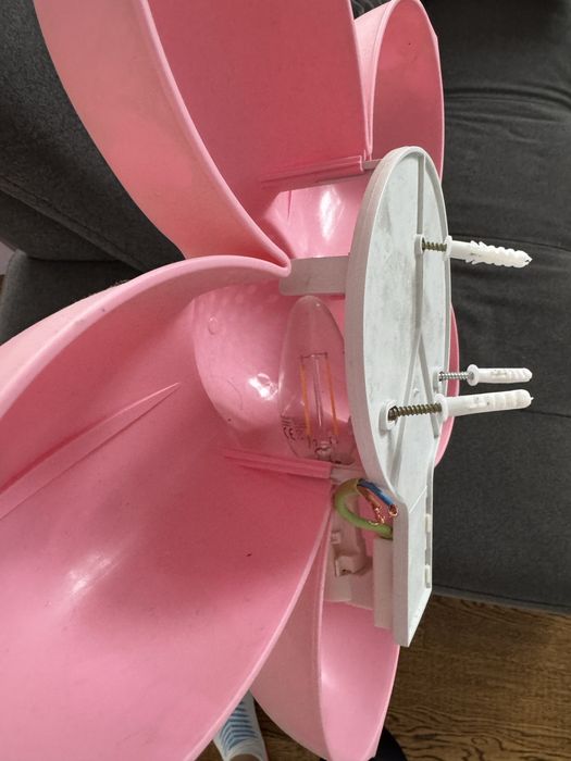 Ikea kampka kwiatek różowy pokój