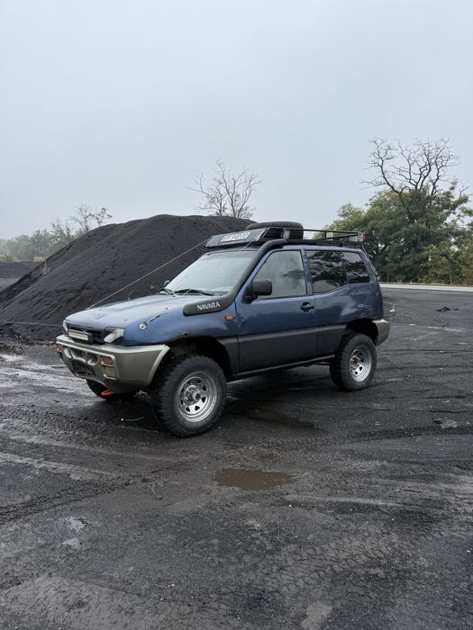 Рамный внедорожник Nissan Terrano II 2.7 TD Sport 4WD