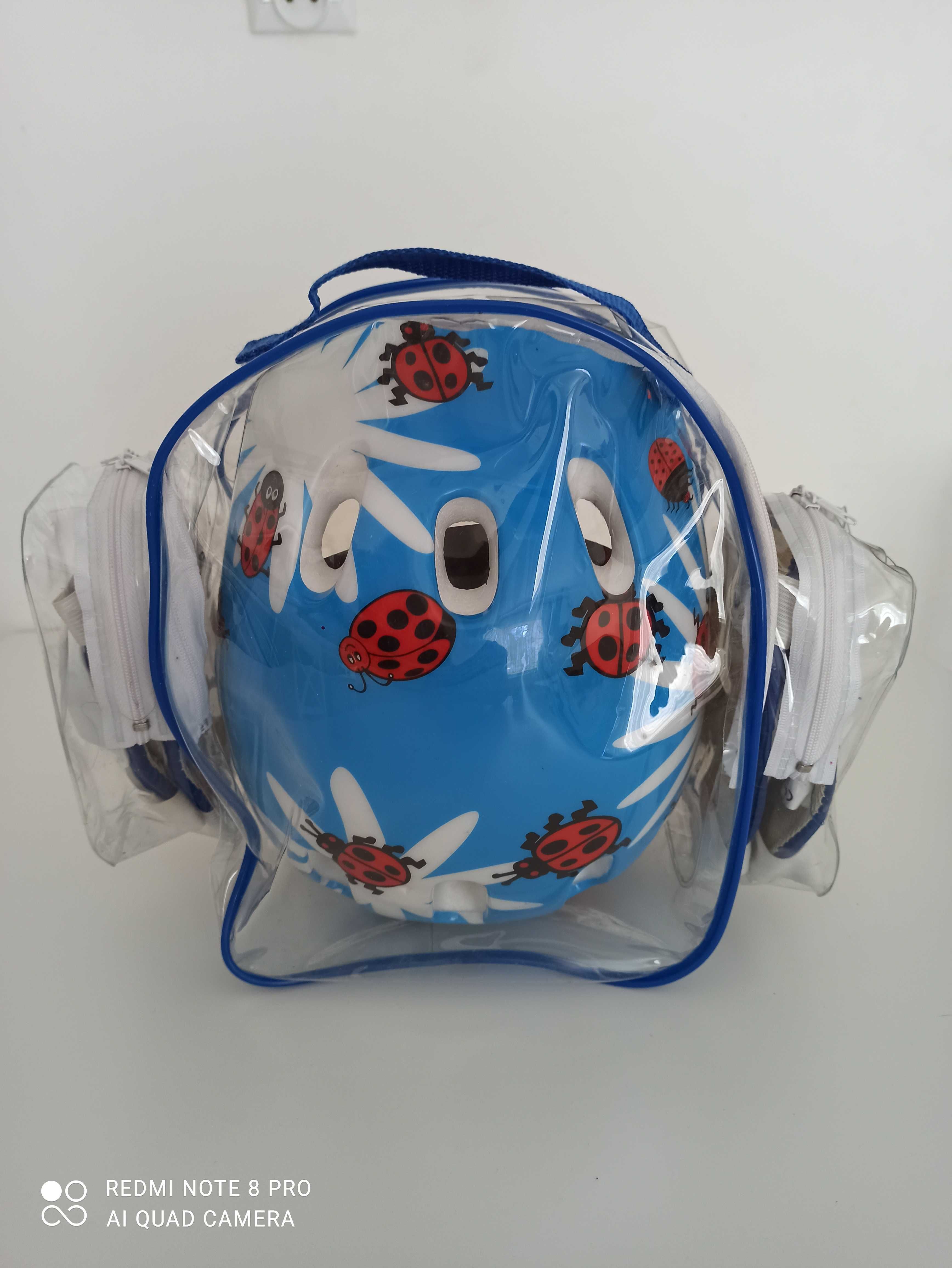 Kask rowerowy dziecięcy, ochraniacze i plecak