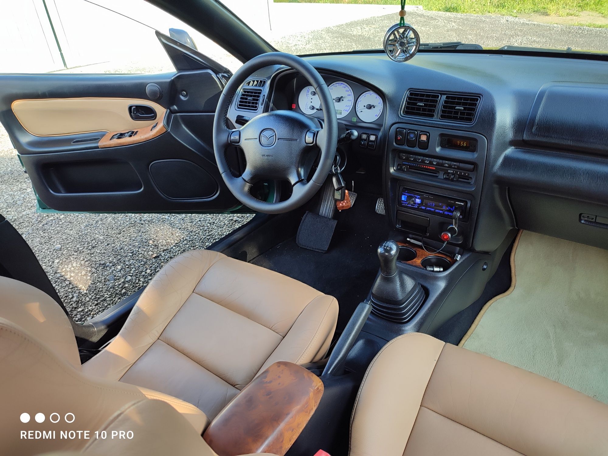 Mazda 323F  Zadbana-Utrzymana