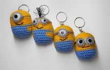 Brelok na szydełku minionki szydelkowe minionki