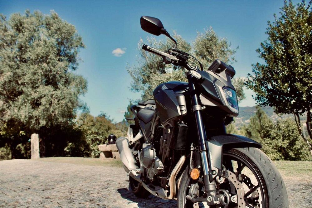 Honda Hornet 500 ano: 2024 garantia ate 2029