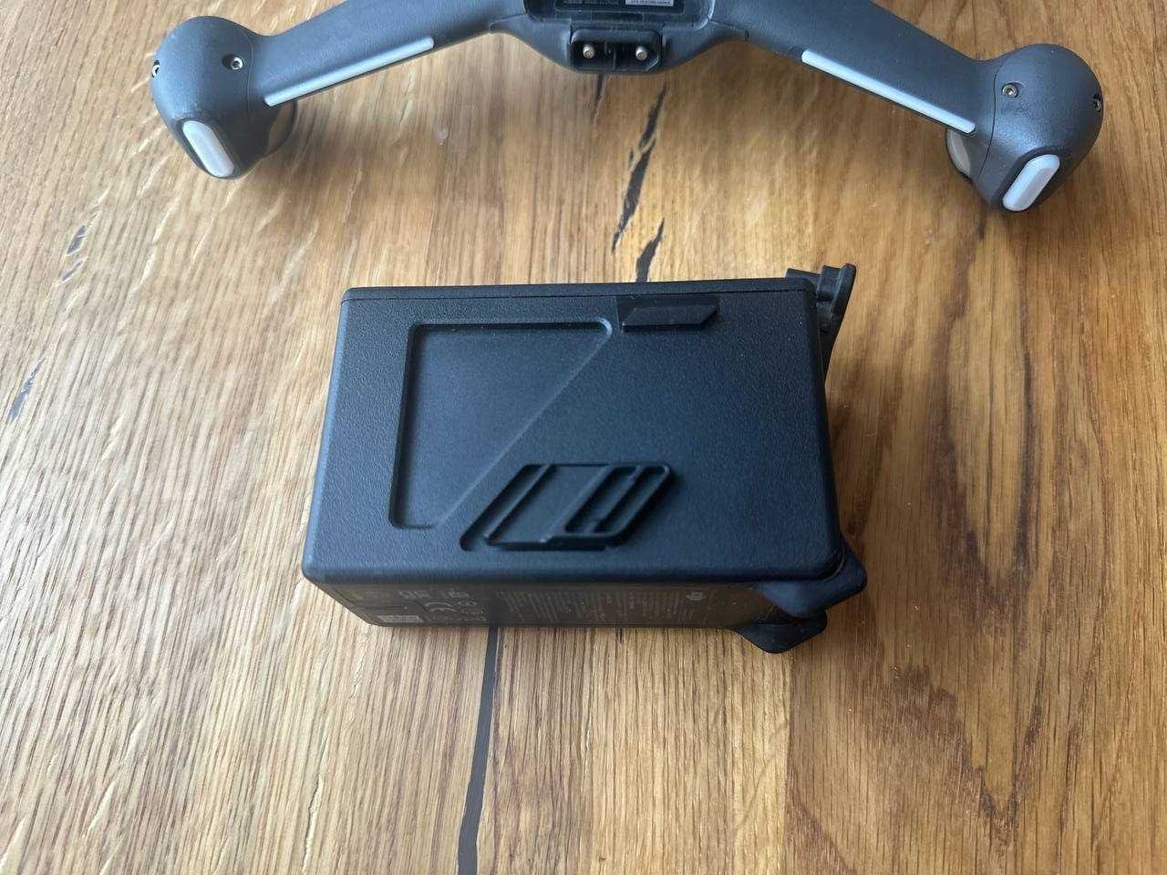 DJI FPV combo drone