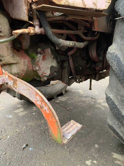 продам задній міст-коробку трактора т-40