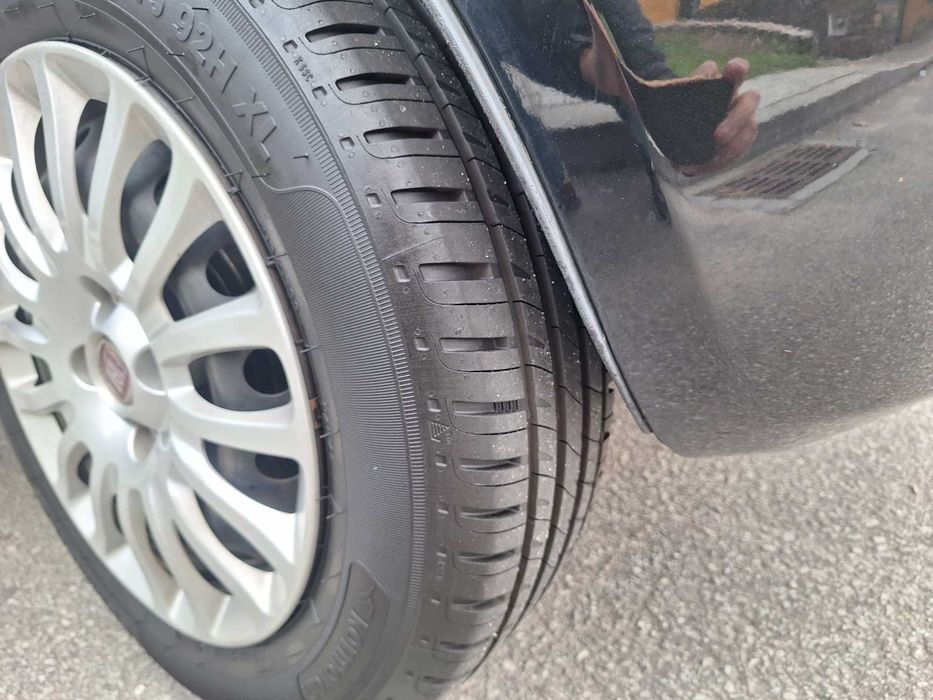 Fiat Punto Ano 2014 com 100.000 km