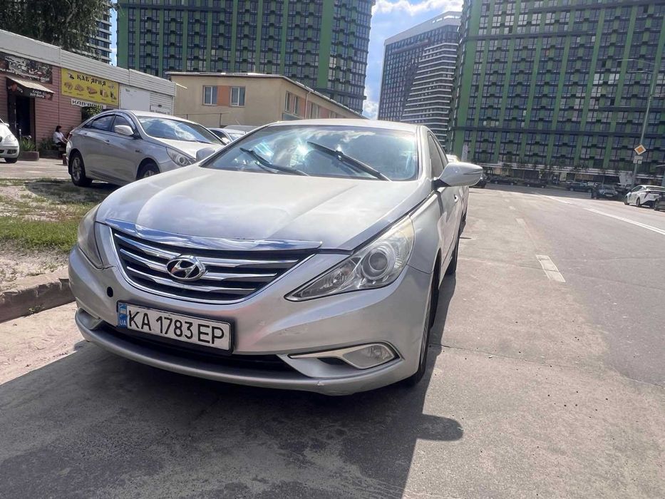 Hyundai Sonata 2013 — оренда з правом викупу
