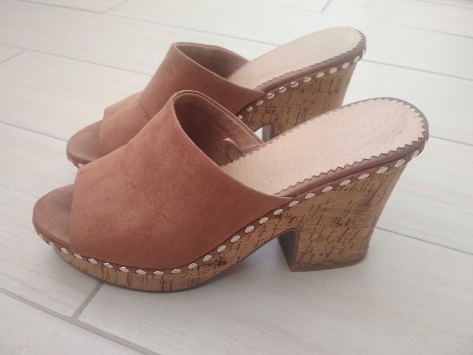 Коричневі шльопанці на платформі (туфлі) /  шлепанцы на платформе