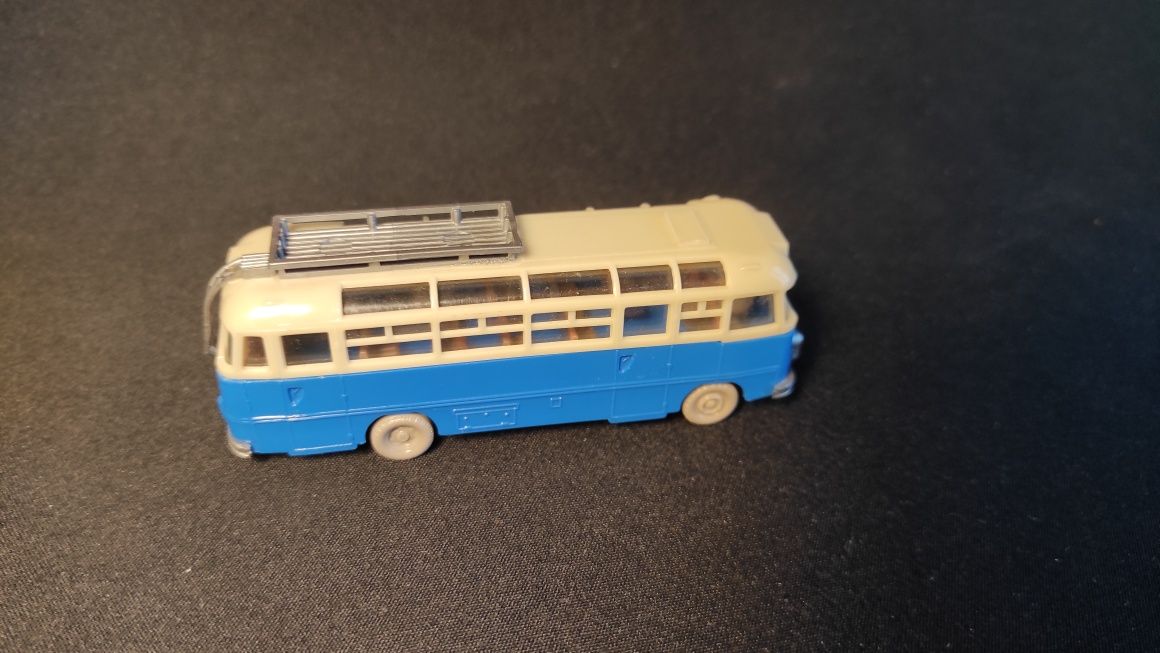 Model ESPEWE Ikarus DDR