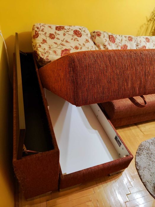 Спальний куток-диван