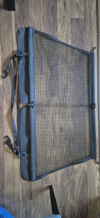 Siatka bagażnika oraz roleta kremowa do volvo xc90 I