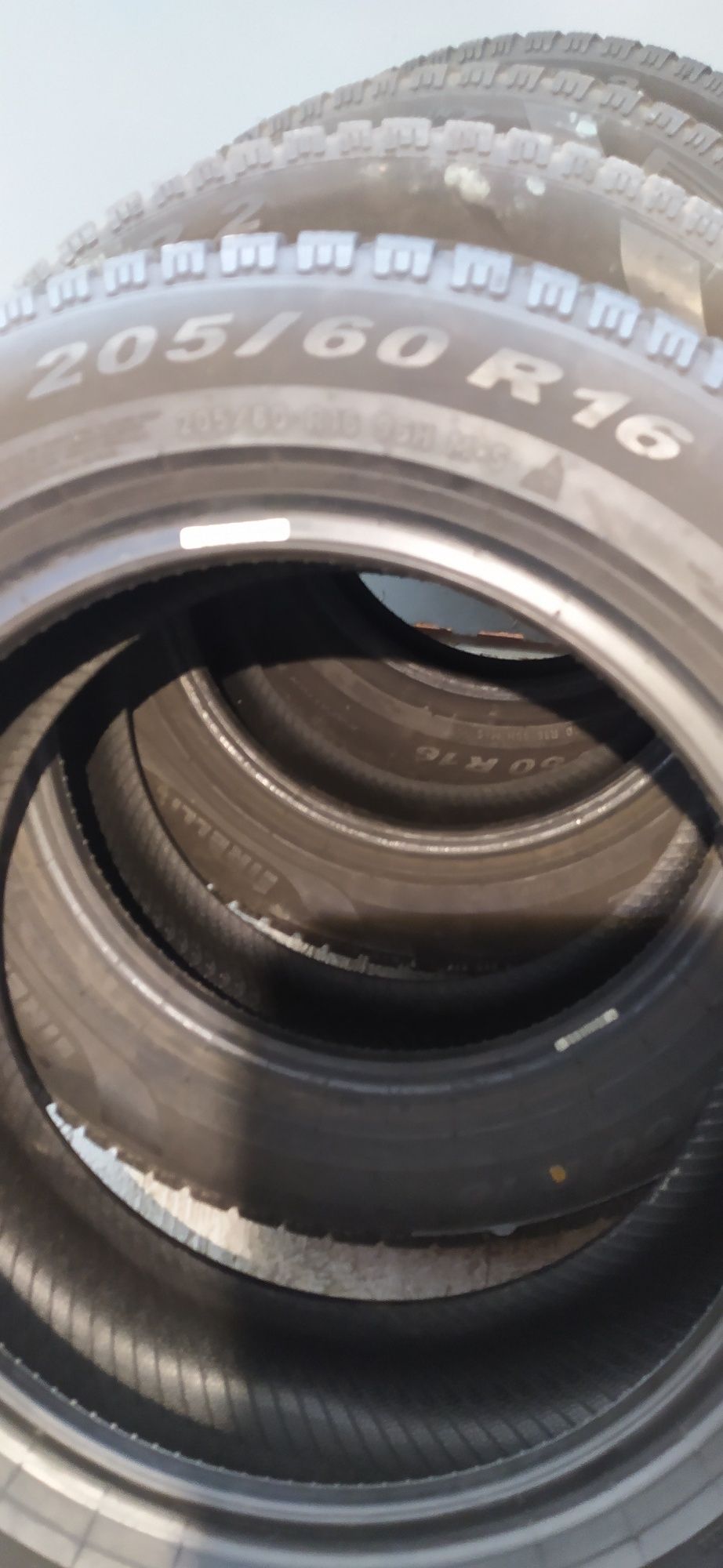 Opony zimowe Pirelli 205/ 60 16