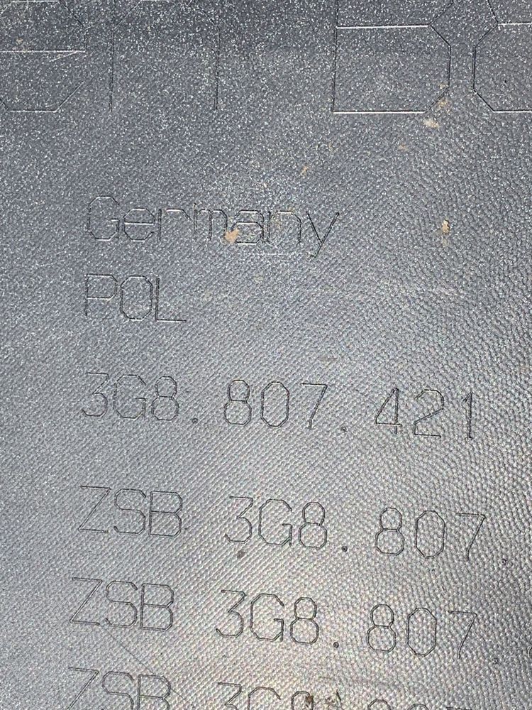 VW Arteon zderzak tylny tył R-LINE biały PDC 3G8