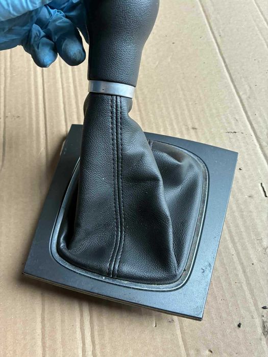 gałka mieszek zmiany biegów audi a3 8p lift 5b biegów