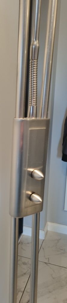 Lampa podłogowa stojąca