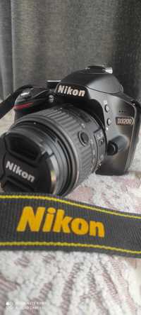 Nikon 3200 + 18-55