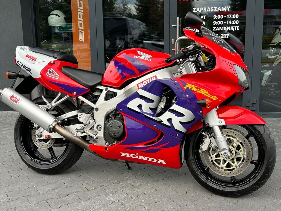 Honda CBR 900 RR SC33 tylko32 330km Unikat 1 Właściciel DOSTAWA do 30.11 GRATIS