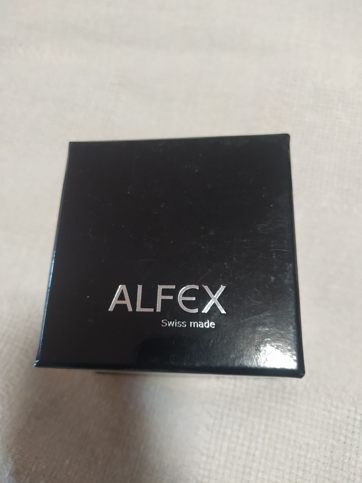 Relógio de senhora marca ALFEX