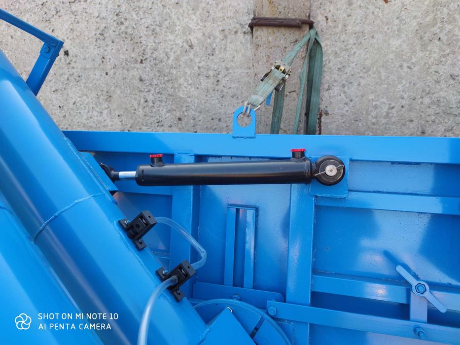 Загрузщик сеялок борт Газ-53.