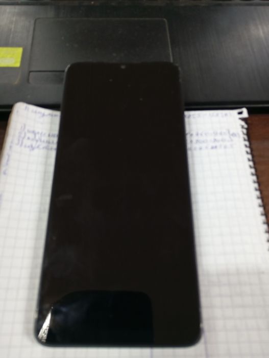 Телефон 13 с под восстановление или запчасти