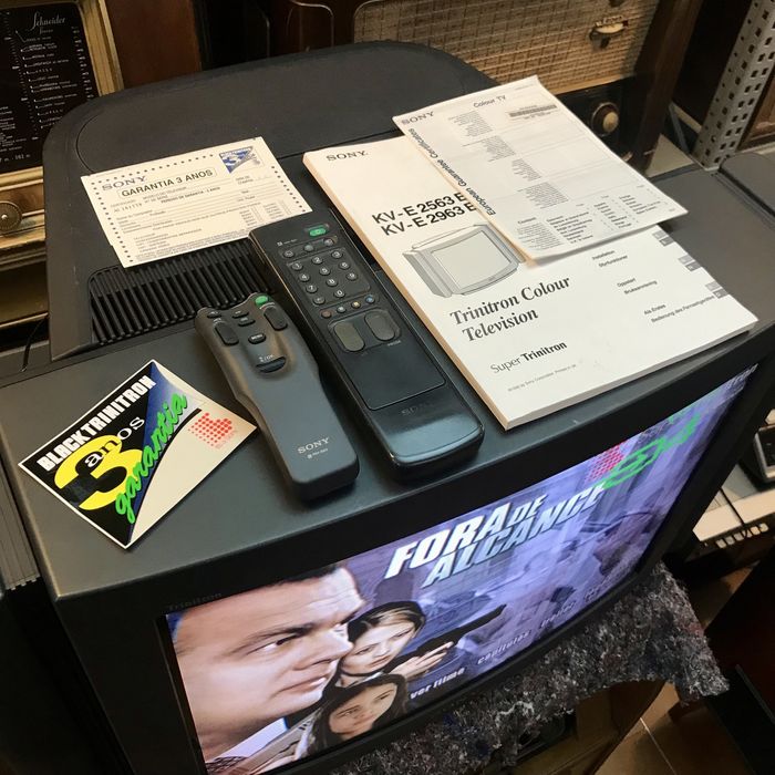TV Sony KV-E2563E Colecionadores/Retro Gamers - Loja Grundig Clássicos