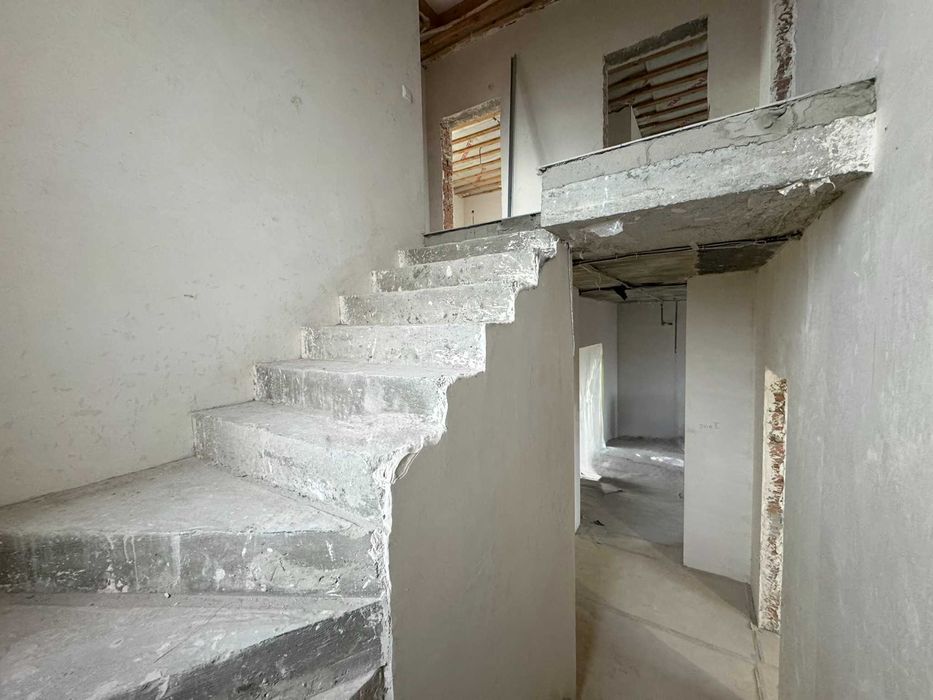 Білогородка Корчі Продаж будинку з частковим ремонтом