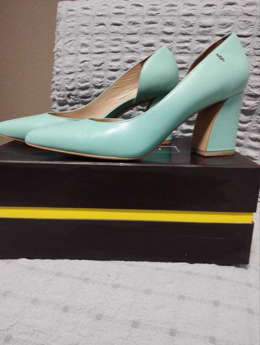 Продам туфлі Antonio Biaggi