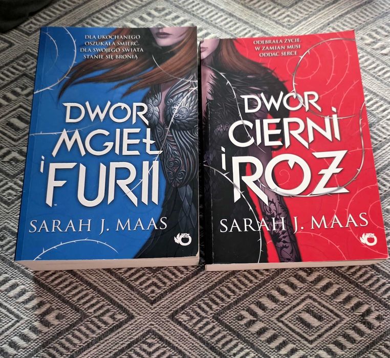 Dwór cierni i róż/ Dwór mgieł i furii