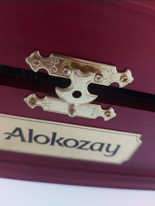 Шкатулка деревянная